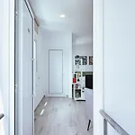 Apartment Modern Sea View *