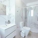 Apartment Modern Sea View