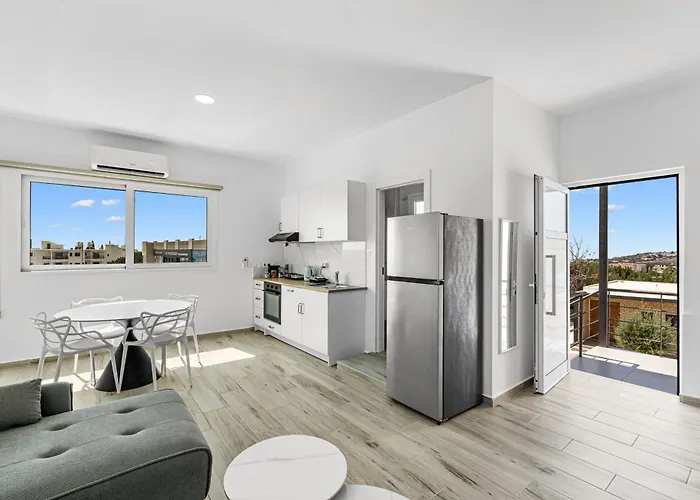 Modern Sea View Apartmán *