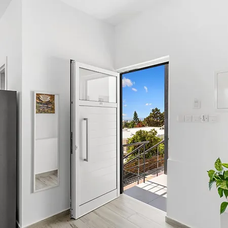 Modern Sea View Peyia