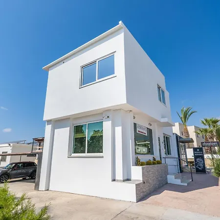 Modern Sea View *