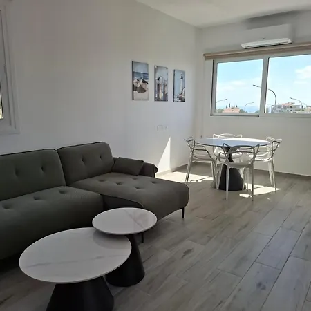 Modern Sea View Apartment