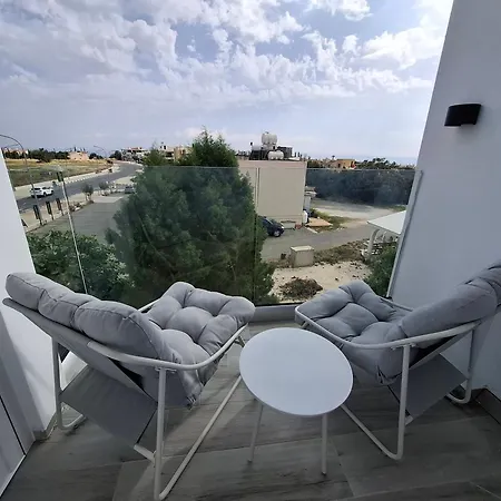 Apartment Modern Sea View