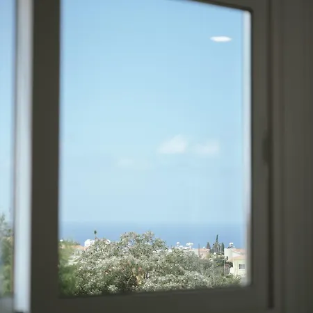 Modern Sea View Peyia