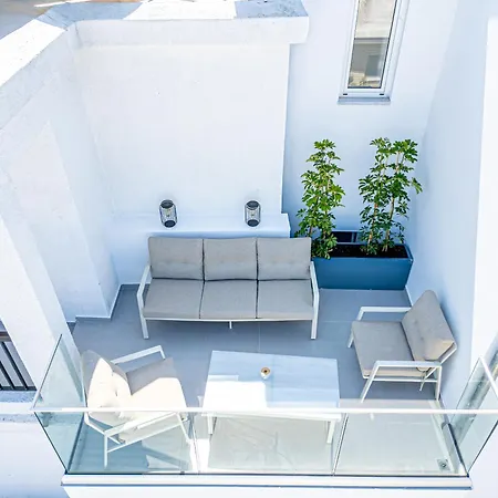 Modern Sea View *