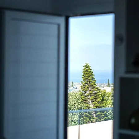 Modern Sea View Apartment
