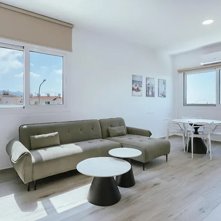 Modern Sea View By Goesa Pegeia