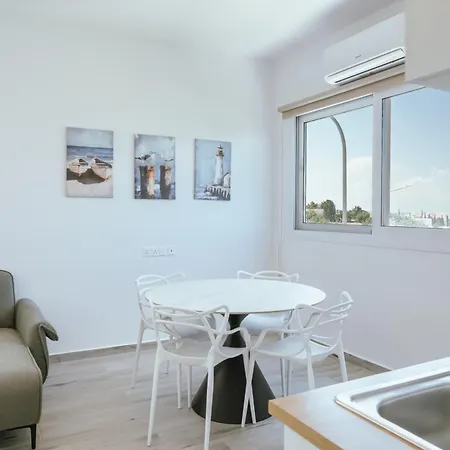 Appartamento Modern Sea View By Goesa