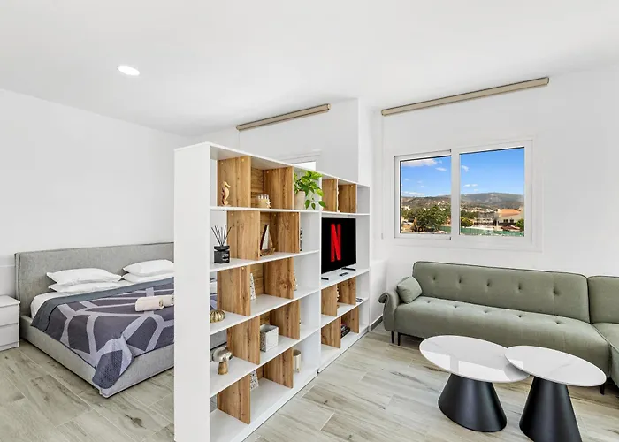 Modern Sea View ペイヤ