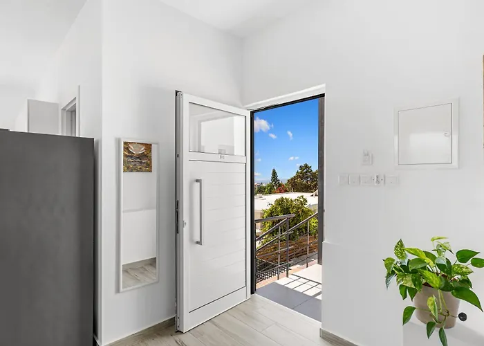 Modern Sea View ペイヤ