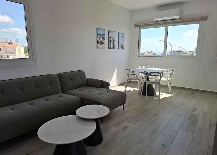 Modern Sea View アパート